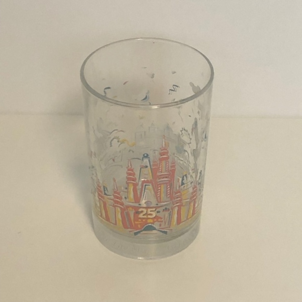 Walt Disney World 25 Glass Cup
